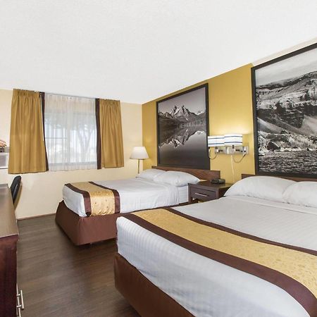 Super 8 By Wyndham Nampa Otel Dış mekan fotoğraf