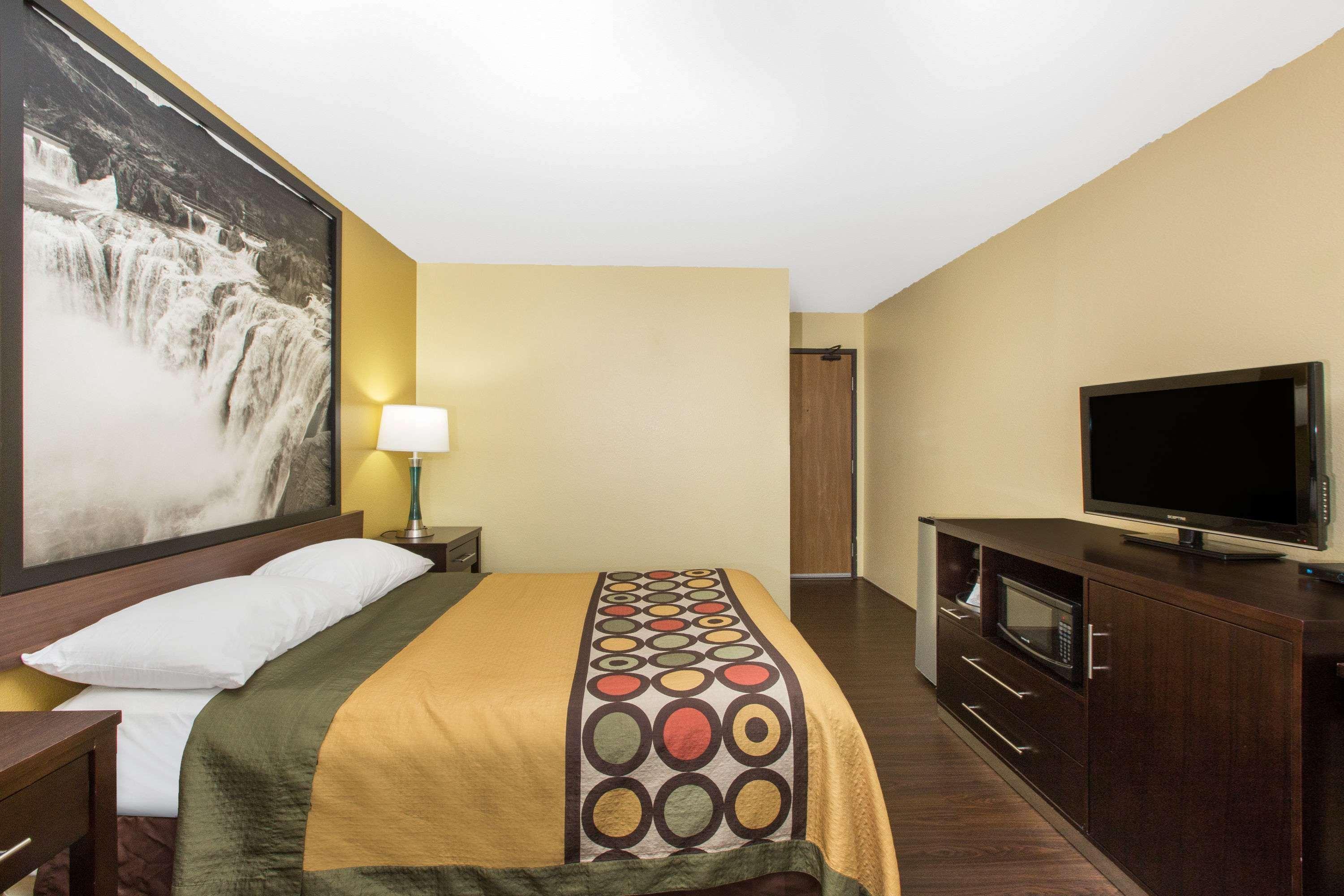 Super 8 By Wyndham Nampa Otel Dış mekan fotoğraf