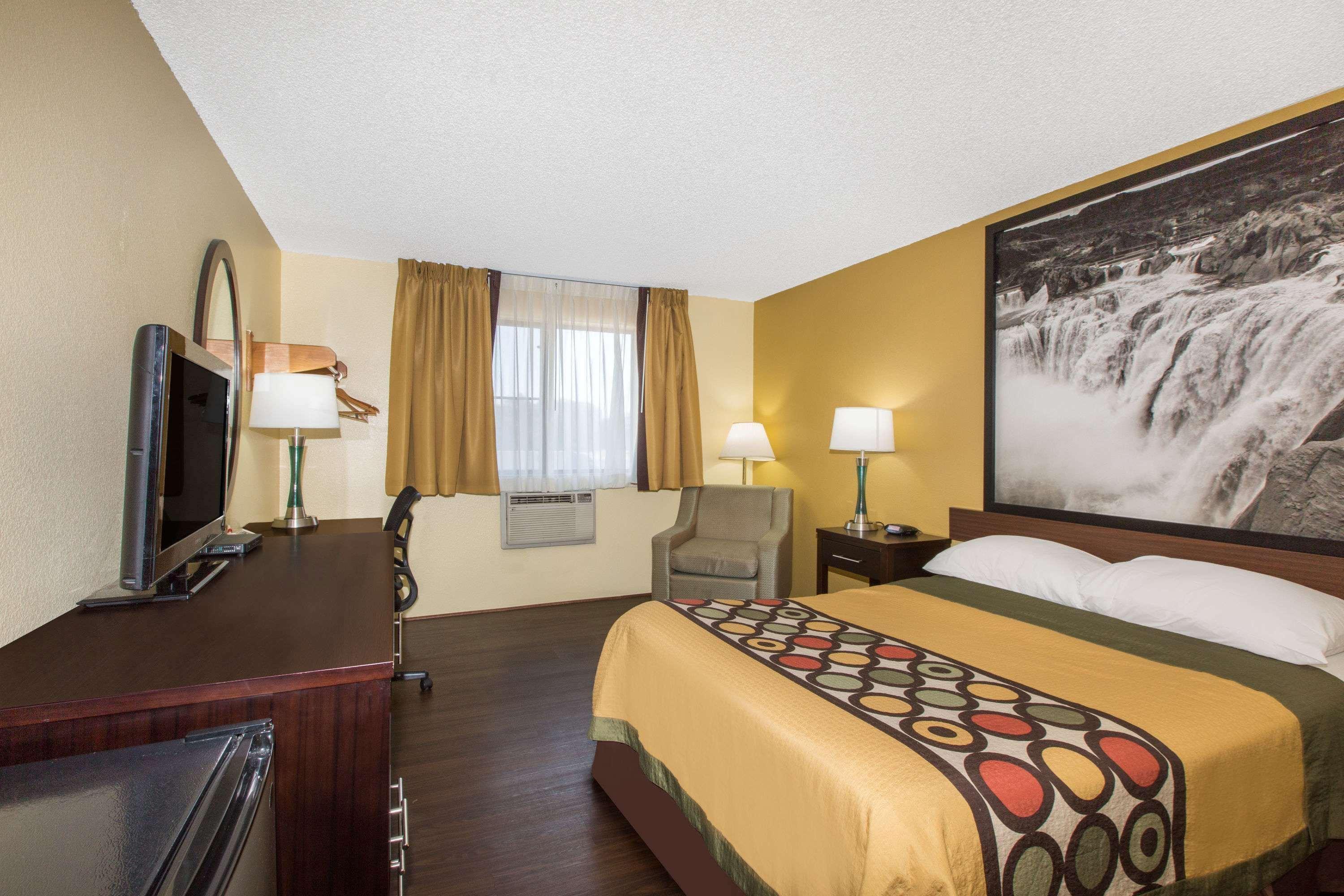 Super 8 By Wyndham Nampa Otel Dış mekan fotoğraf