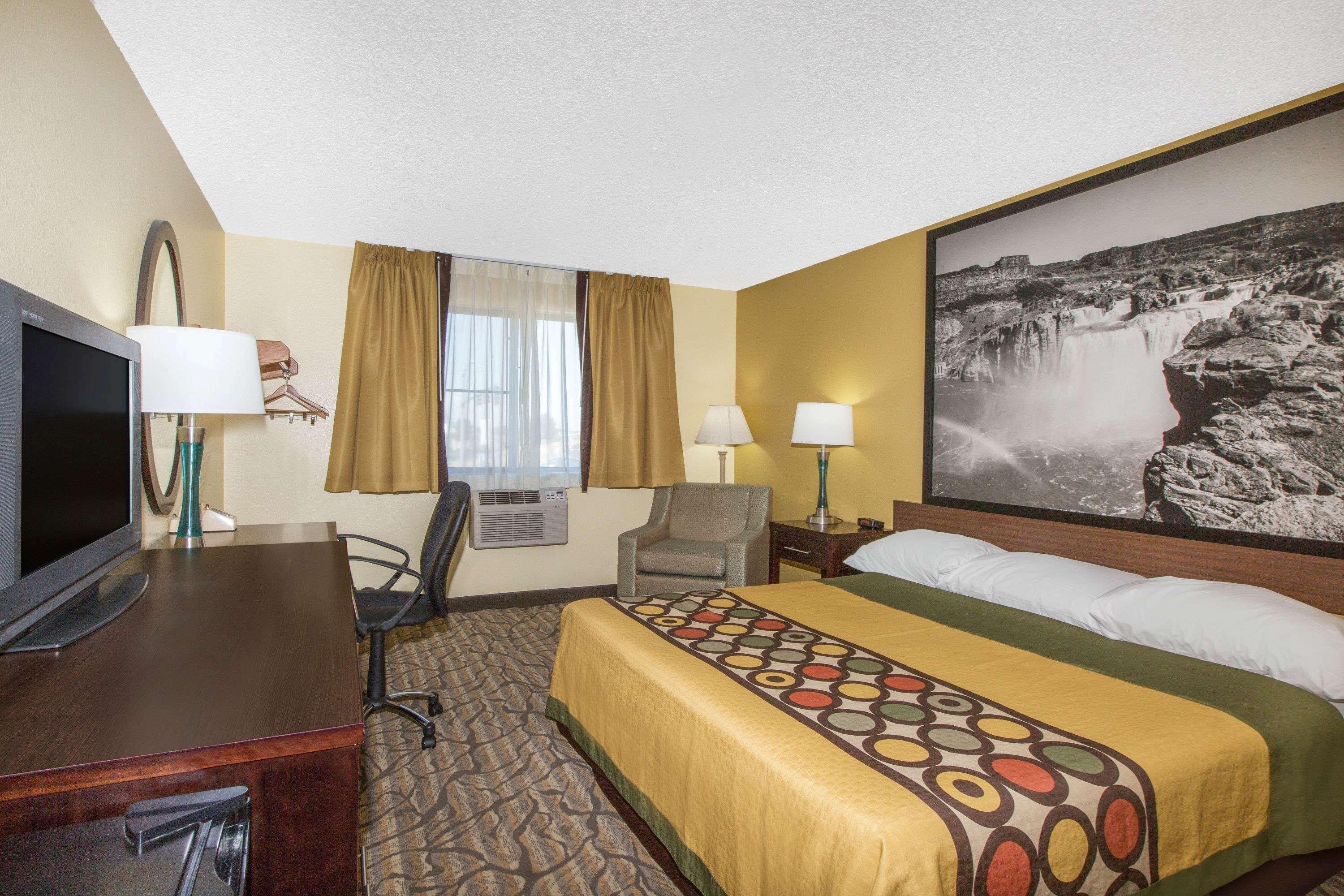 Super 8 By Wyndham Nampa Otel Dış mekan fotoğraf