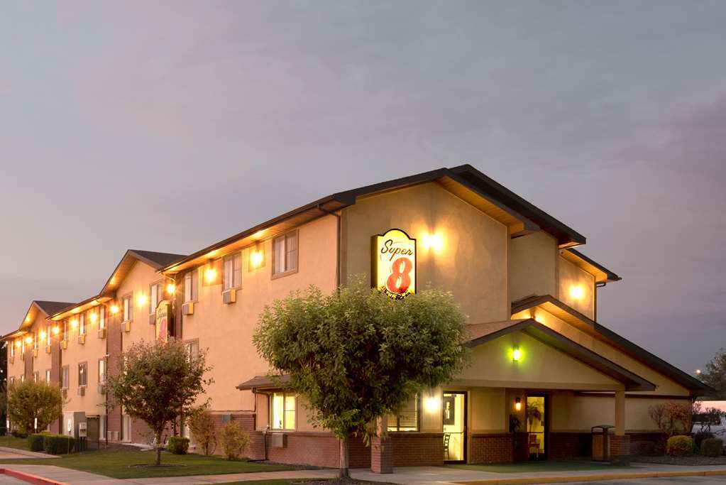 Super 8 By Wyndham Nampa Otel Dış mekan fotoğraf