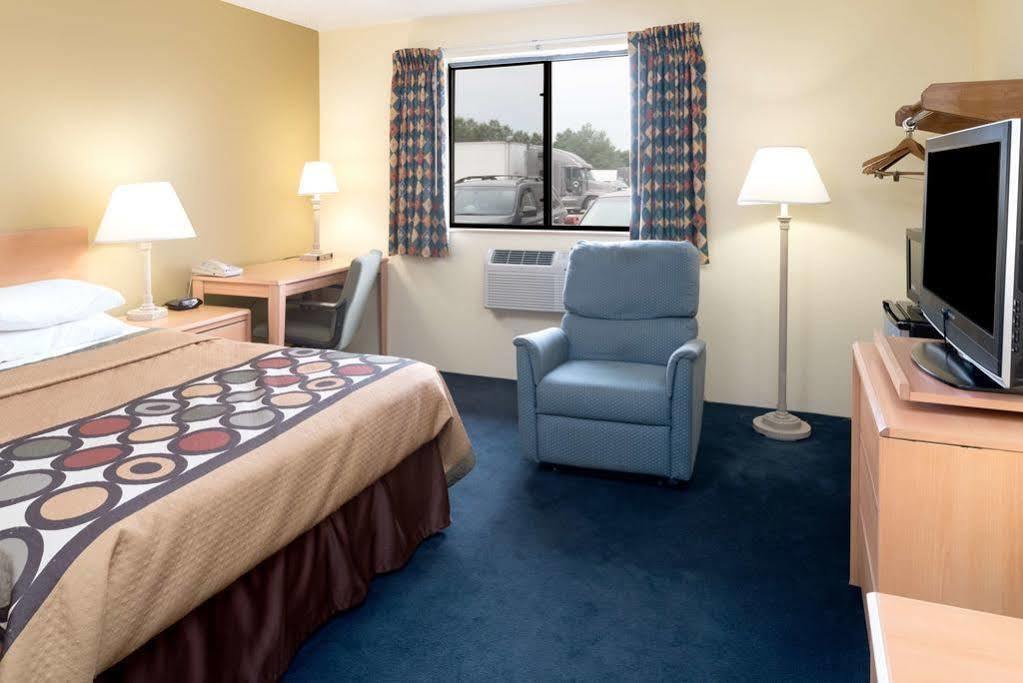 Super 8 By Wyndham Nampa Otel Dış mekan fotoğraf